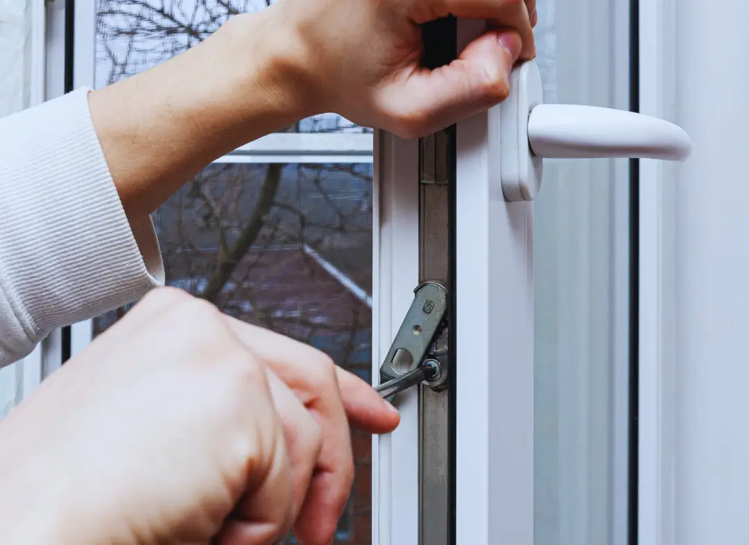 Réparation serrure de fenêtre Laudun-l'Ardoise